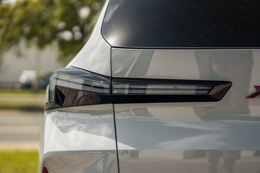 Used 2024 BMW XM Label Red image 11