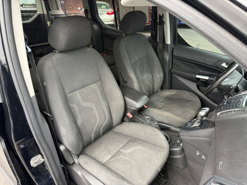 Used 2018 Ford Transit Connect XLT FWD image 18