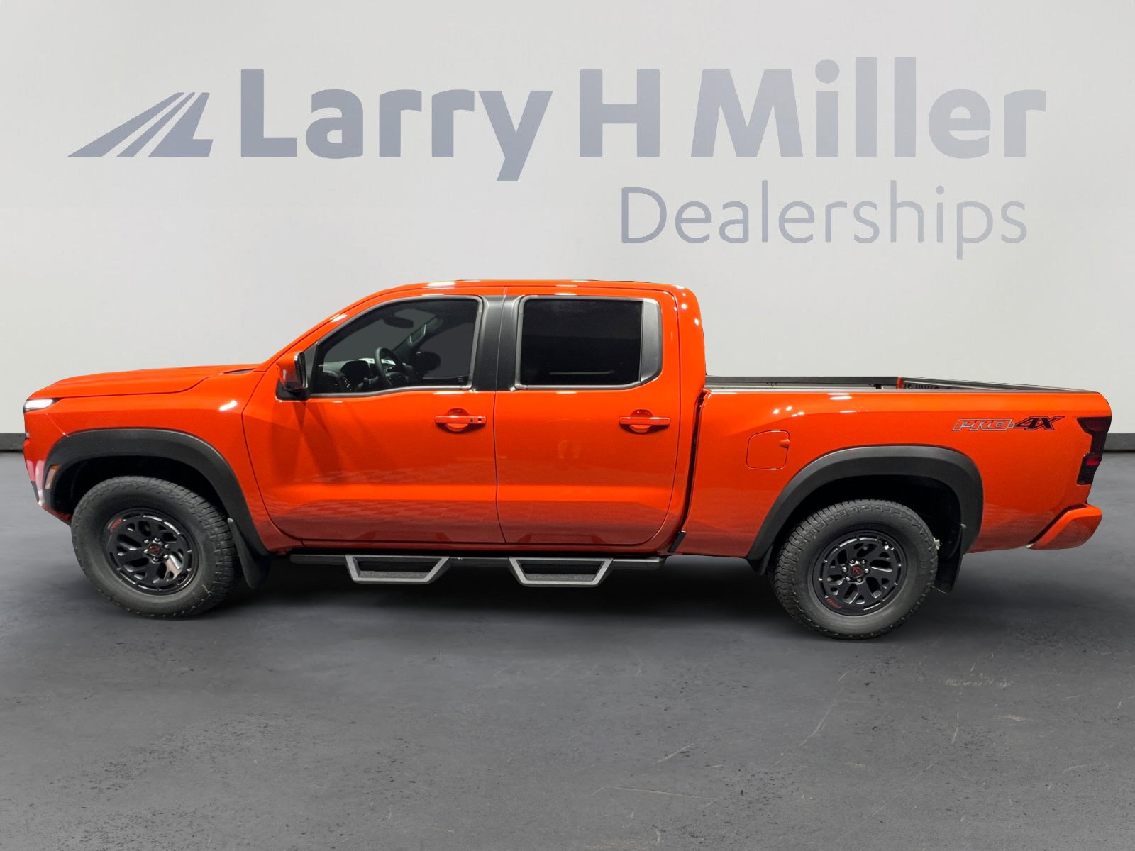 New 2026 Nissan Frontier PRO-4X image 2
