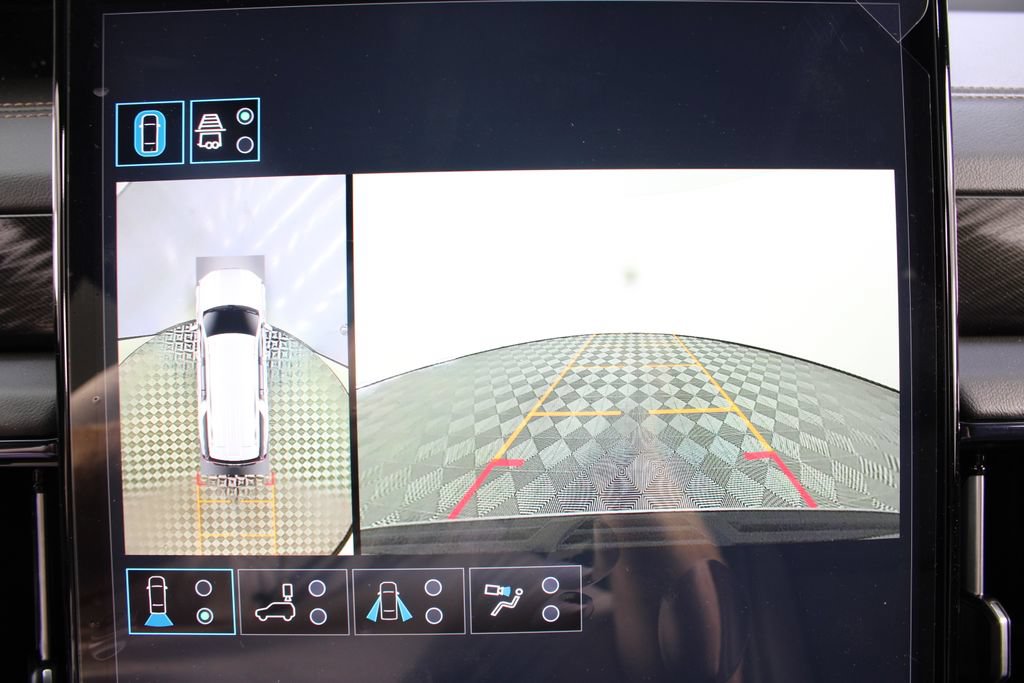 New 2026 GMC Yukon XL AT4 AWD/4WD image 3