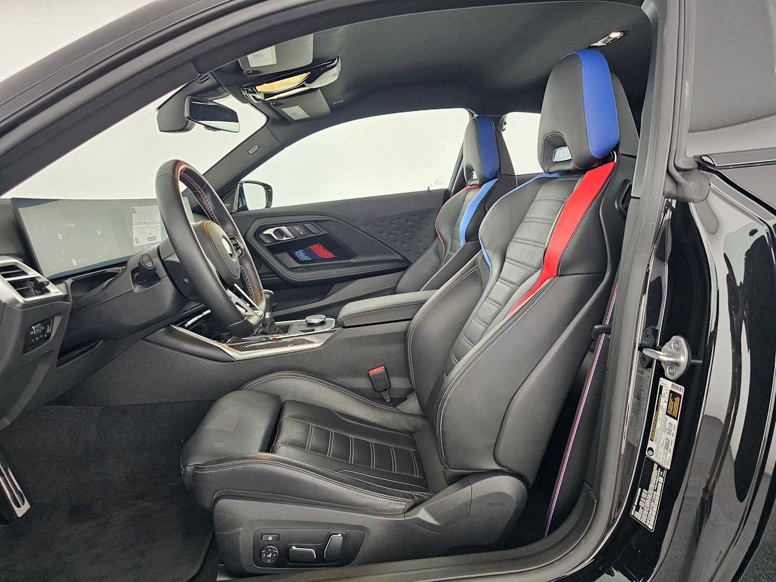 Used 2025 BMW M2 w/ Lighting Package image 16