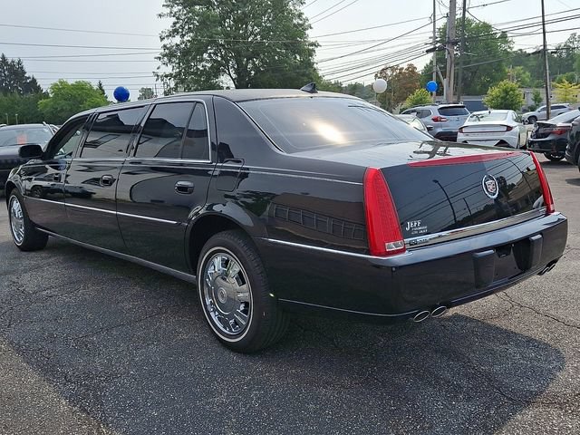 Used 2009 Cadillac DTS Limousine FWD image 4