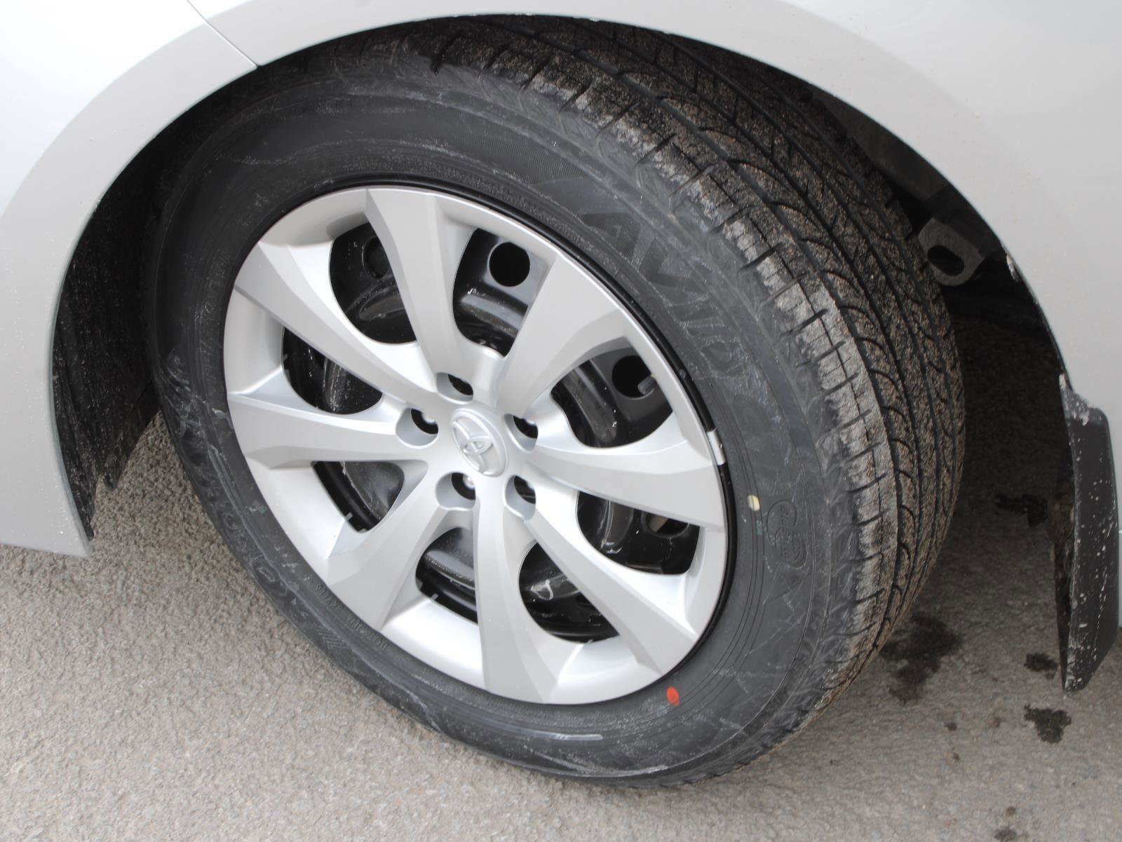 New 2026 Toyota Corolla LE image 9