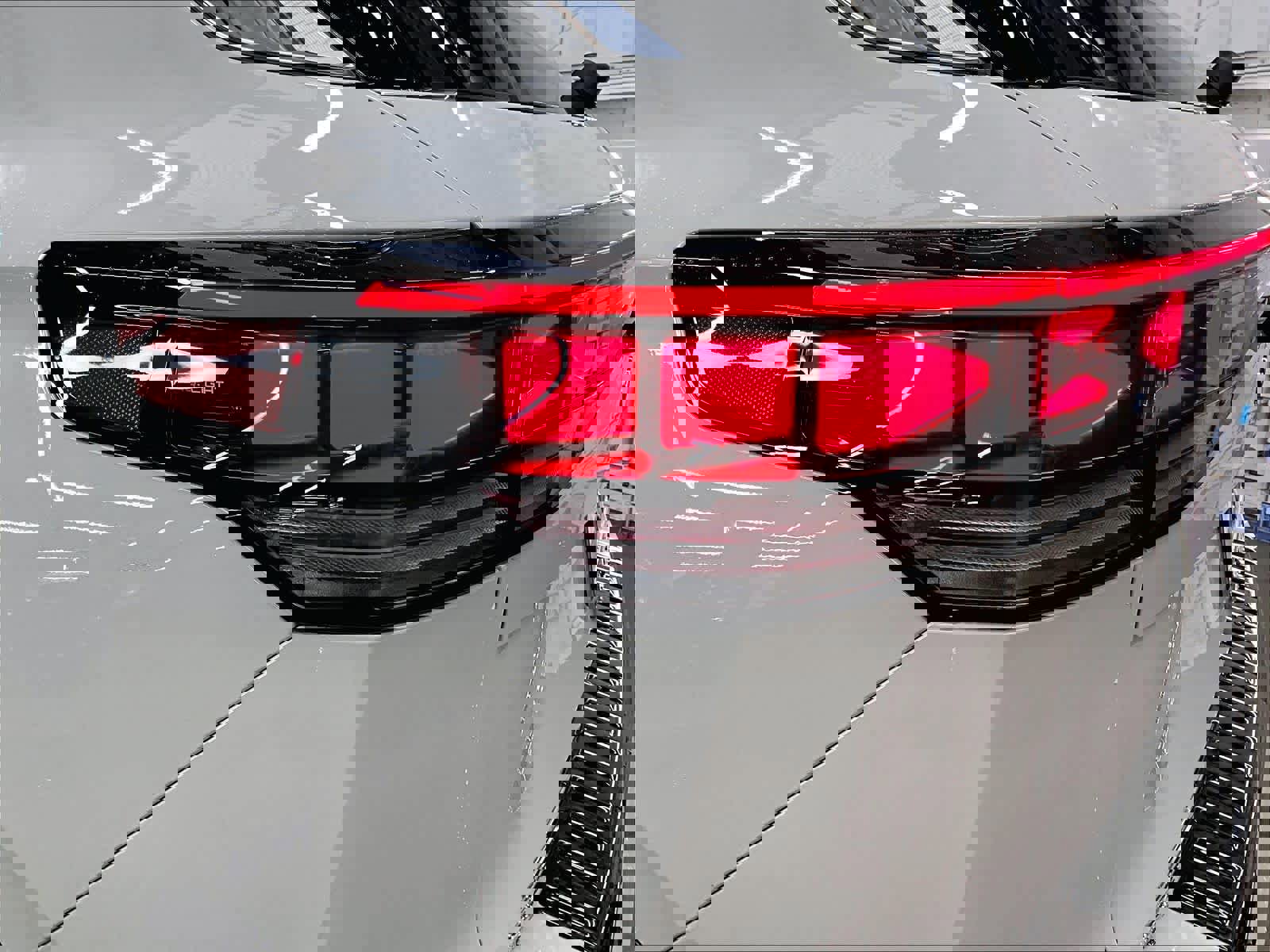 New 2026 Volkswagen Tiguan SEL R-Line image 25