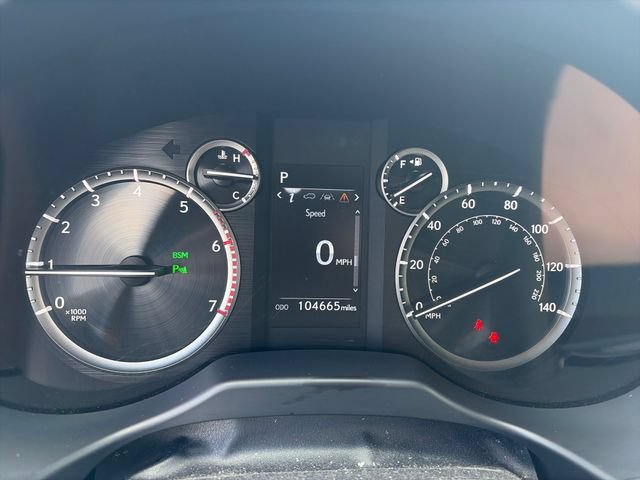 Used 2021 Lexus GX 460 Premium w/ Accessory Package AWD/4WD image 15