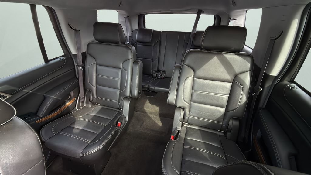 Used 2015 GMC Yukon Denali w/ Premium Package image 13