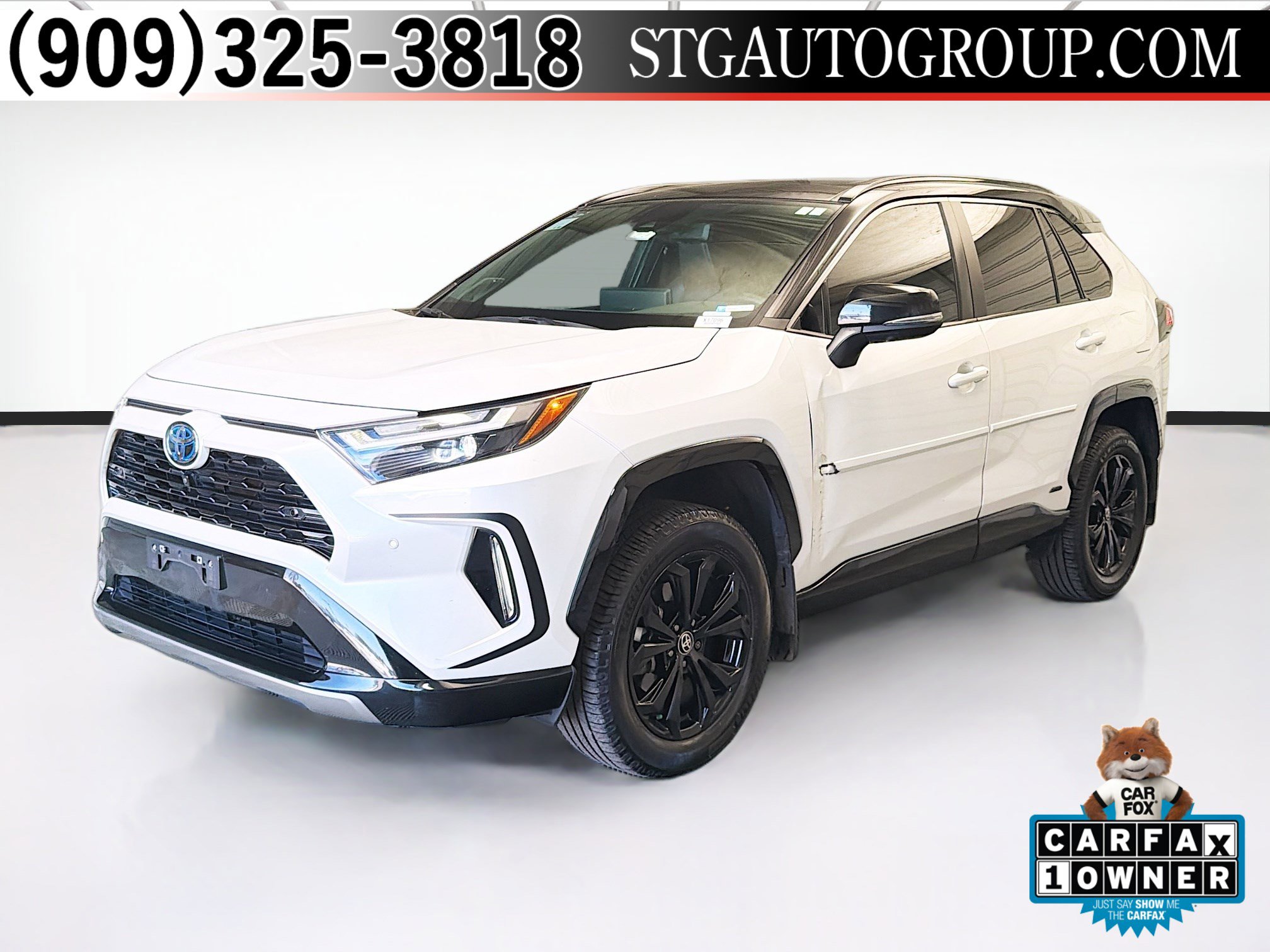 Used 2023 Toyota RAV4 XSE AWD/4WD image 1