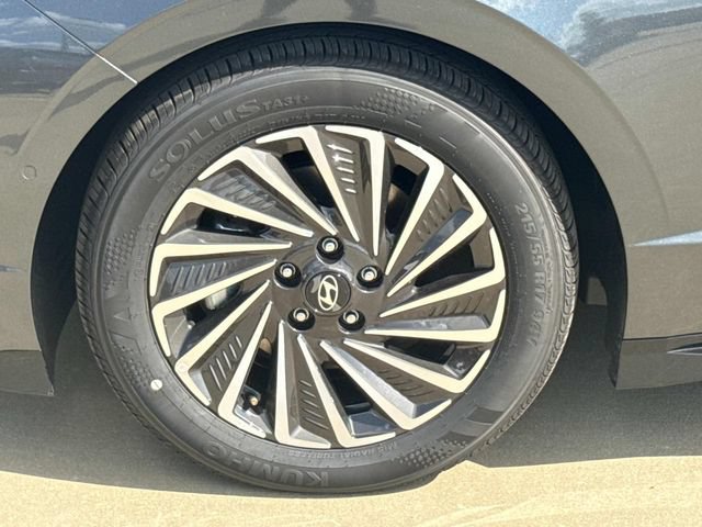 New 2026 Hyundai Sonata Limited FWD image 6