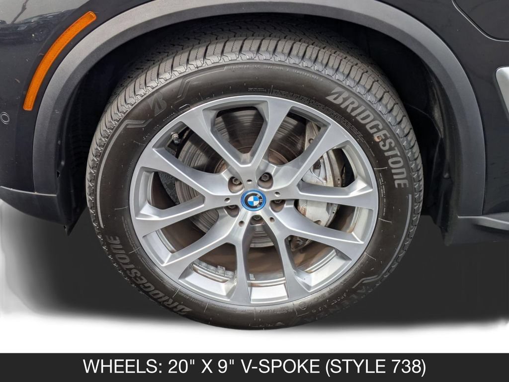 Used 2025 BMW X5 xDrive50e AWD/4WD image 11