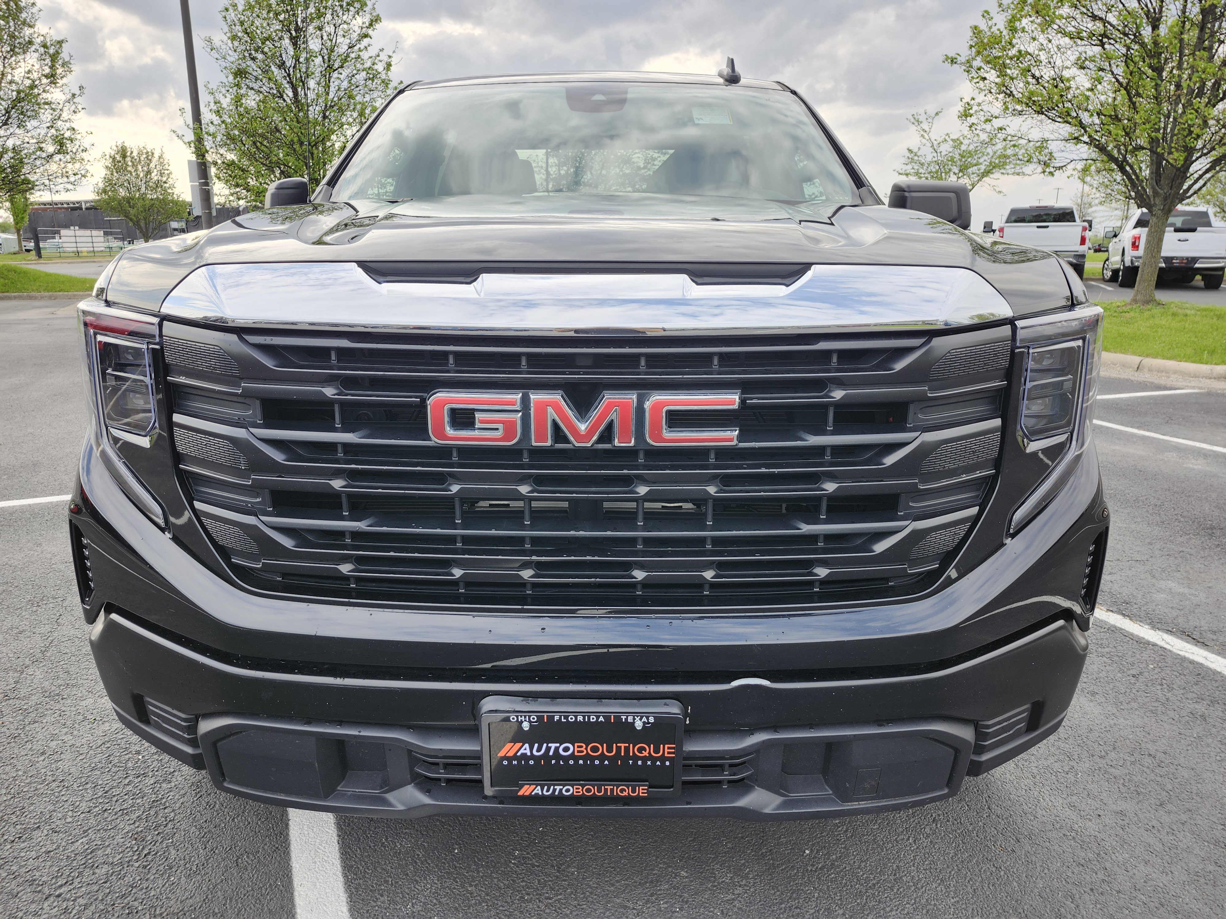 Used 2024 GMC Sierra 1500 Pro w/ Pro Value Package RWD image 10