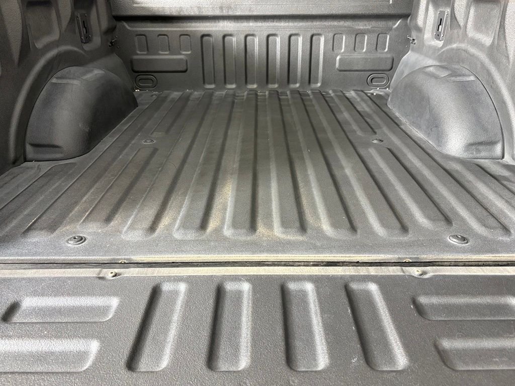 Used 2019 Ford F150 Lariat w/ Equipment Group 502A Luxury AWD/4WD image 38