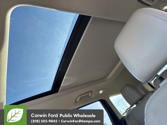 Used 2016 Ford Escape Titanium w/ Equipment Group 301A image 11