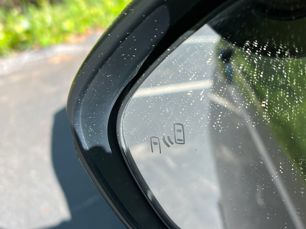Used 2019 Toyota Camry XSE FWD image 26