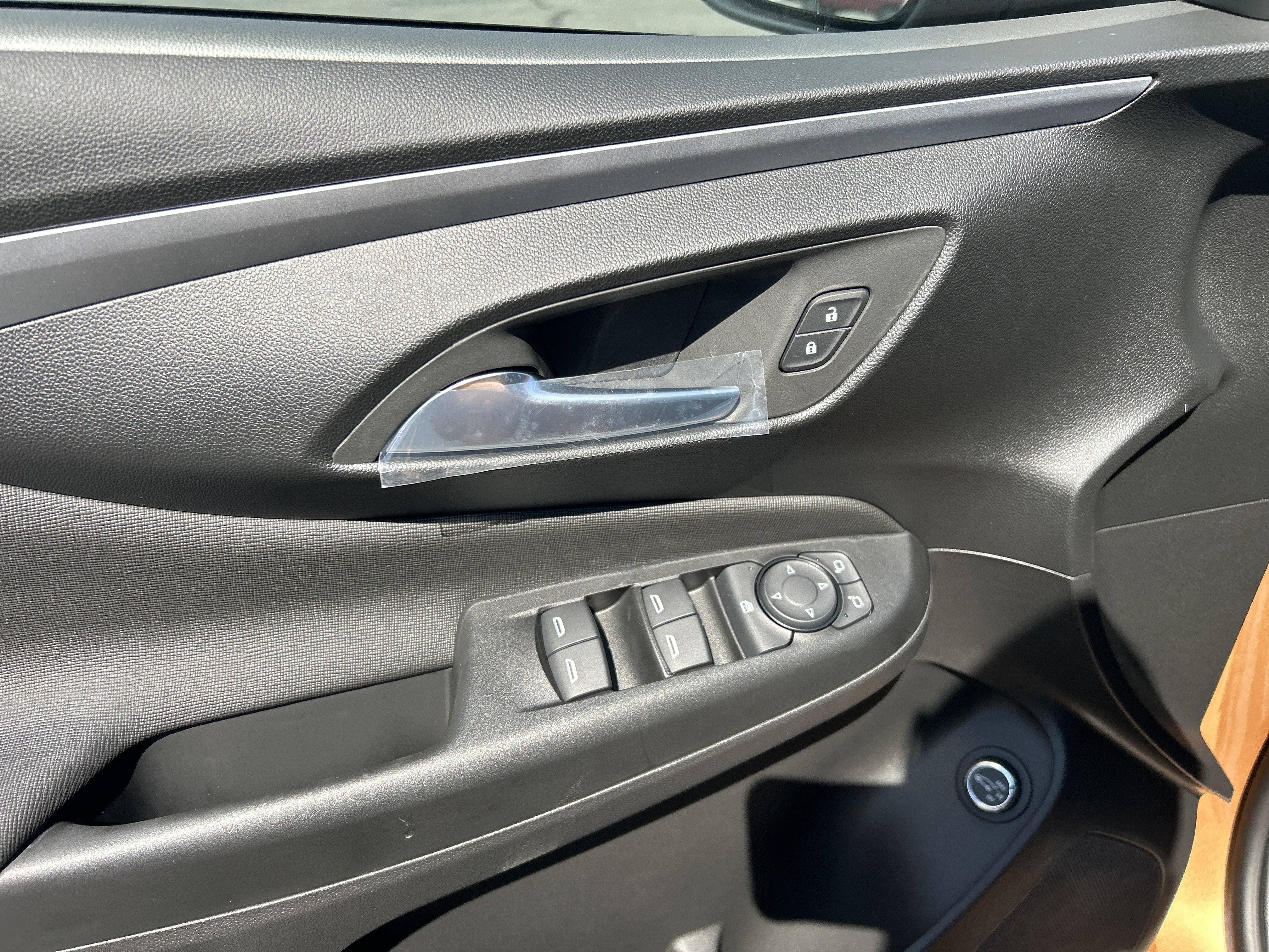 New 2026 Buick Envista Sport Touring w/ Convenience I Package FWD image 17