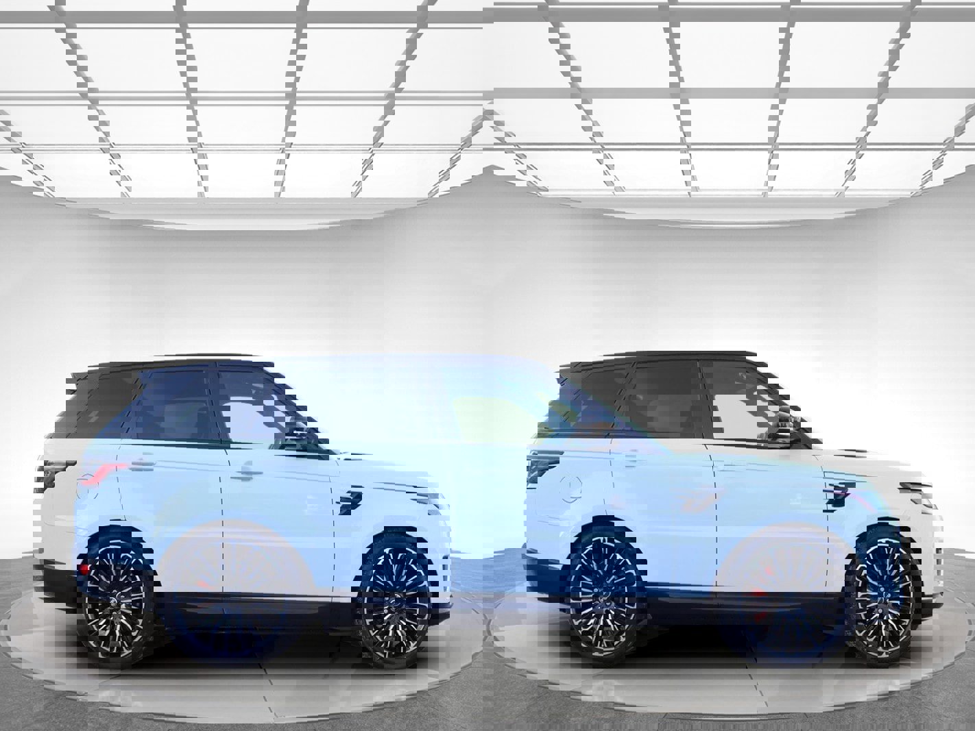 Used 2018 Land Rover Range Rover Sport SE image 4