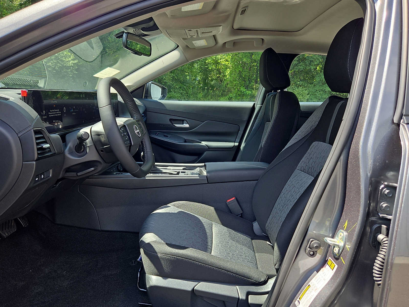 New 2027 Nissan Sentra SV w/ SV Convenience Package FWD image 10