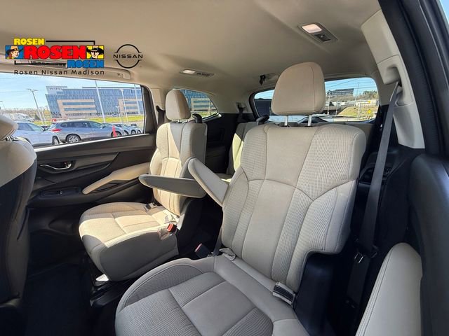 Used 2025 Subaru Ascent Premium AWD/4WD image 27