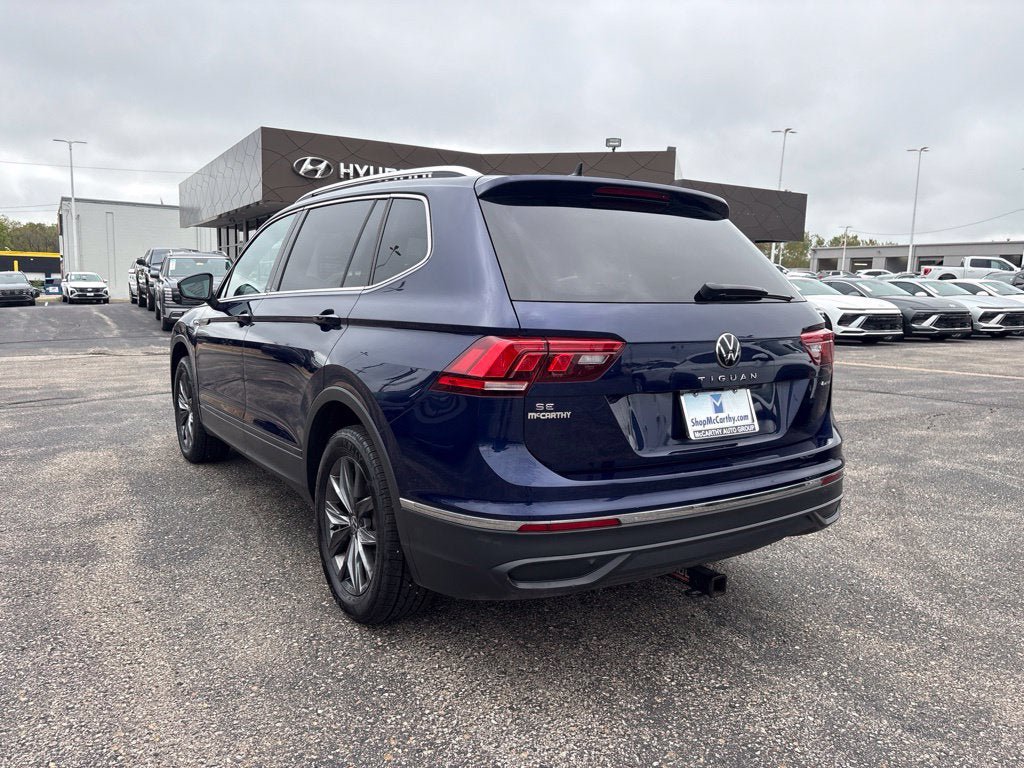 Used 2022 Volkswagen Tiguan SE AWD/4WD image 9