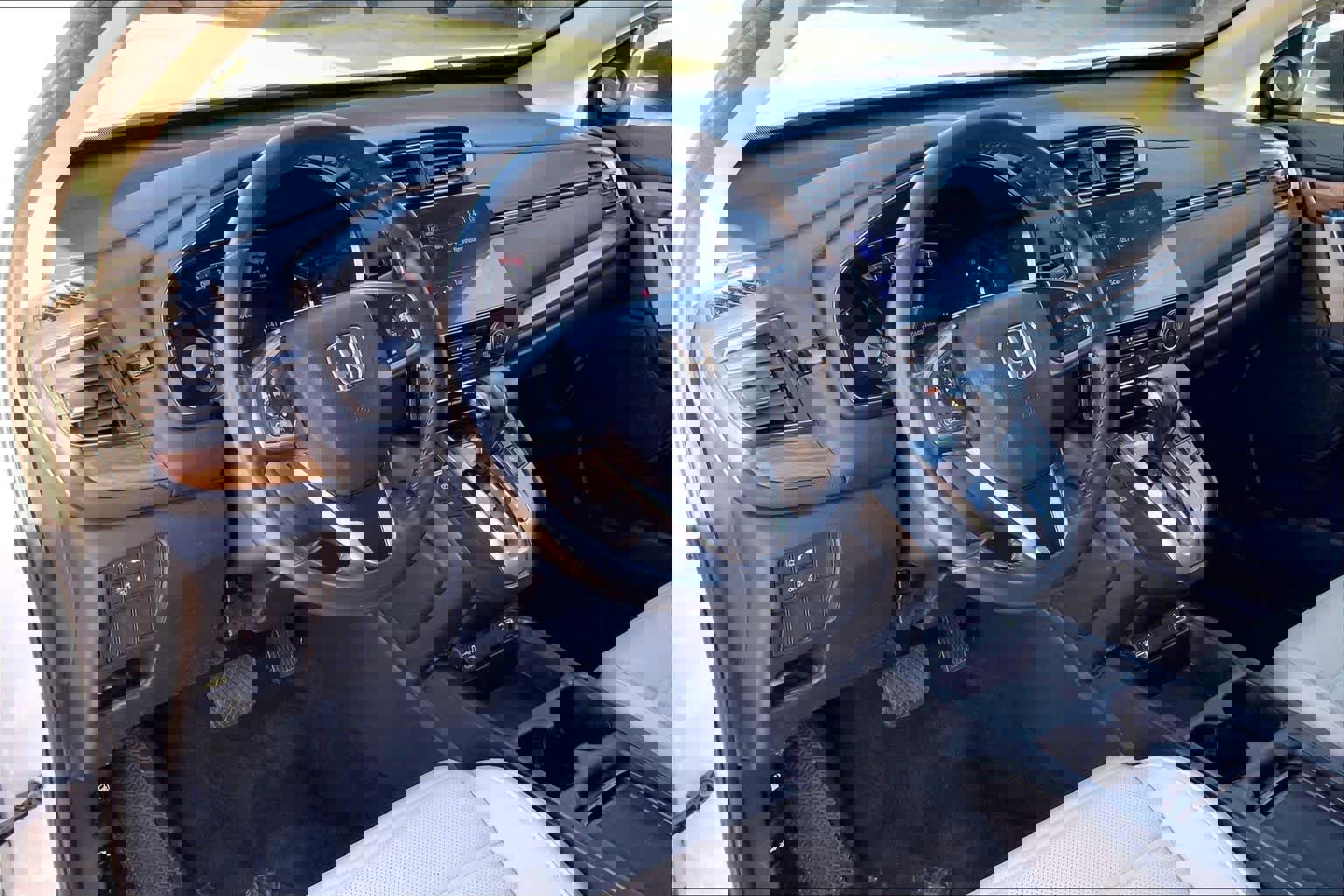 Used 2022 Honda CR-V EX-L image 16