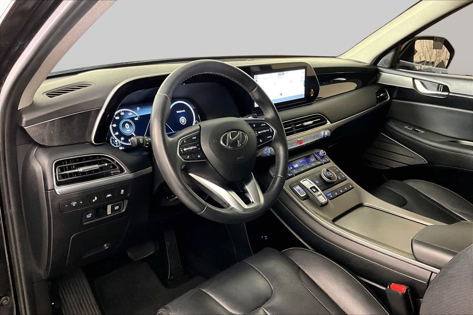 Used 2021 Hyundai Palisade Limited FWD image 16