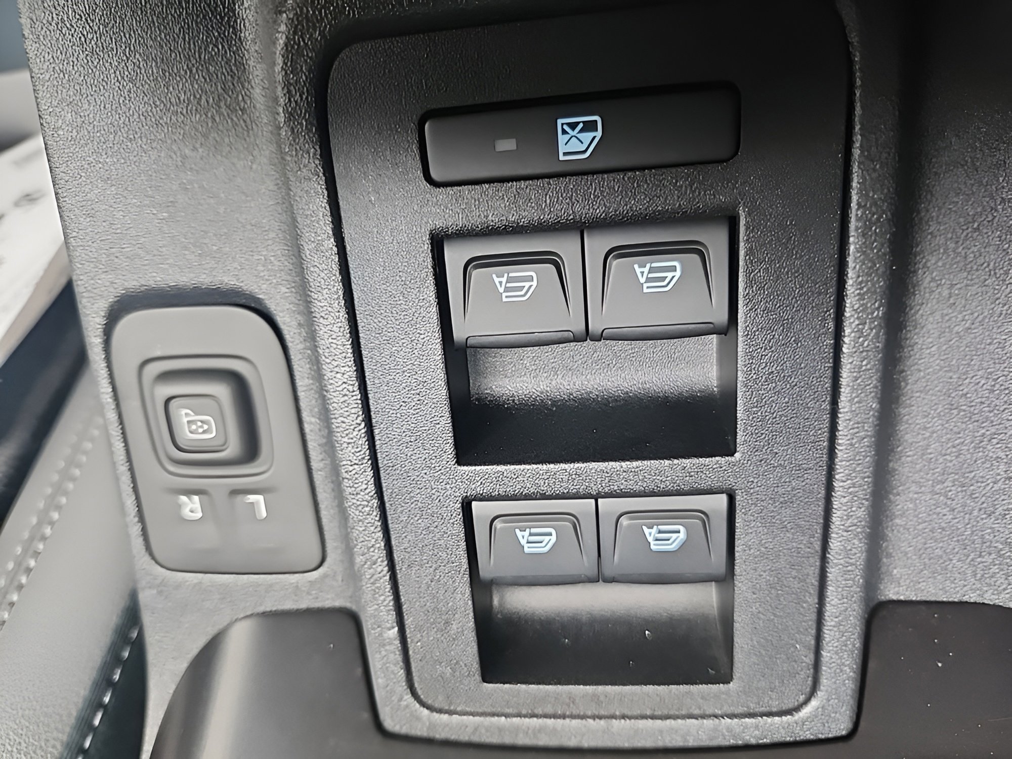 Certified 2024 Ford Bronco Outer Banks image 19