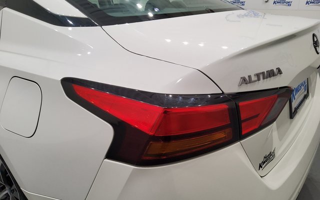 Used 2024 Nissan Altima 2.5 SR image 11