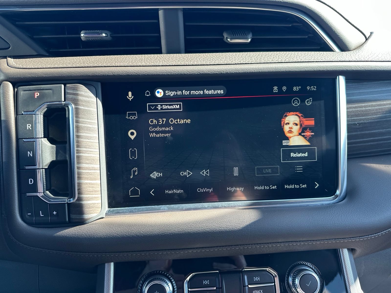 Used 2024 GMC Yukon XL Denali AWD/4WD image 63