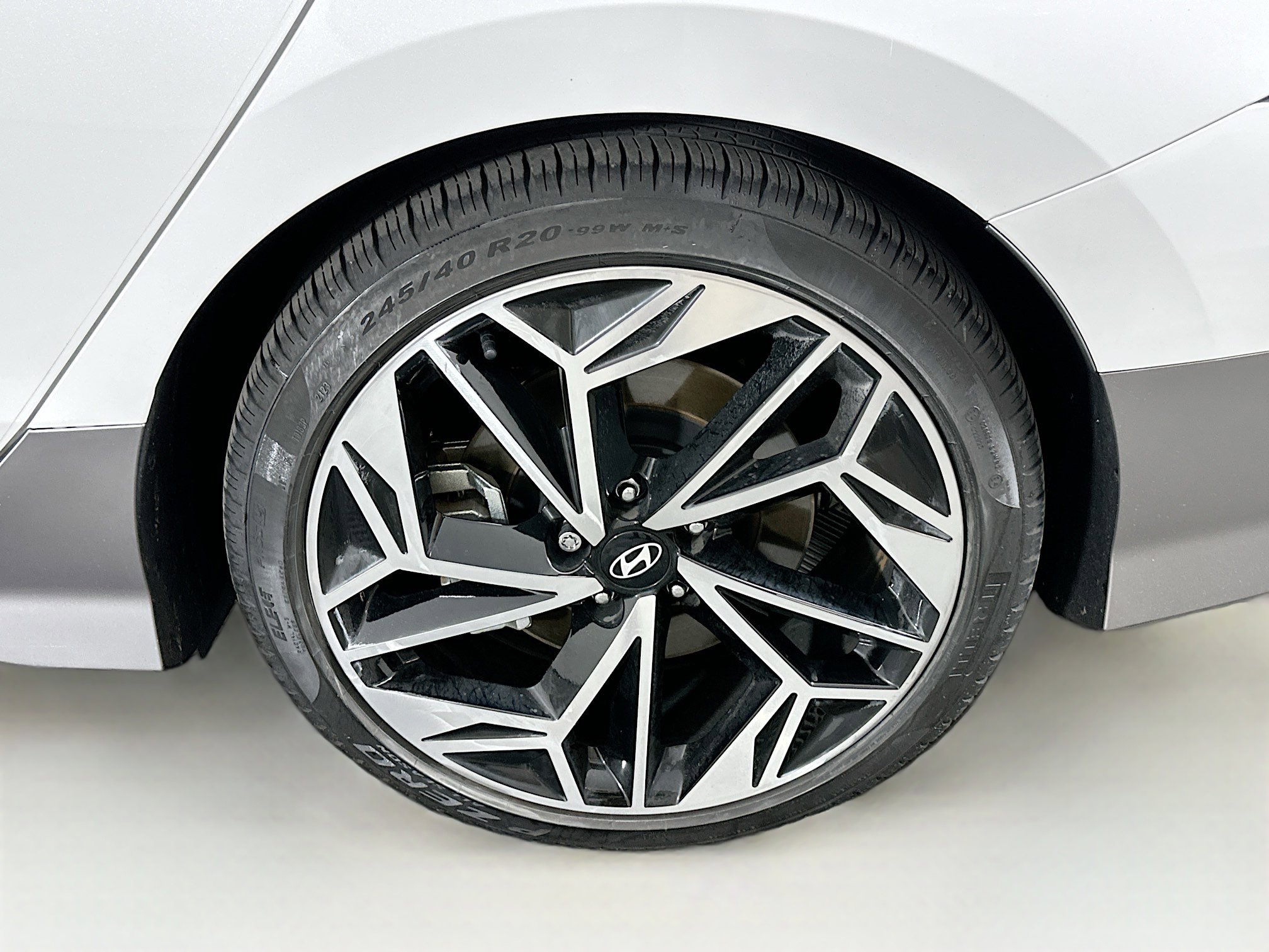 Used 2024 Hyundai Ioniq 6 Limited RWD image 11