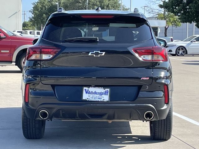 Used 2022 Chevrolet TrailBlazer RS w/ Sun and Liftgate Package FWD image 5