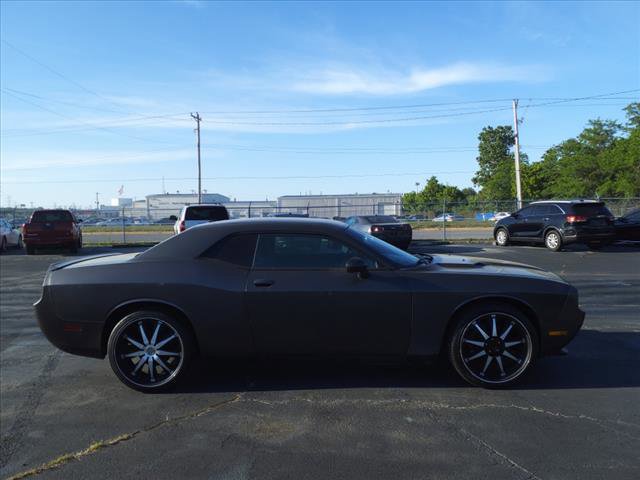 Used 2014 Dodge Challenger SXT w/ Super Sport Group (SS/T) RWD image 5