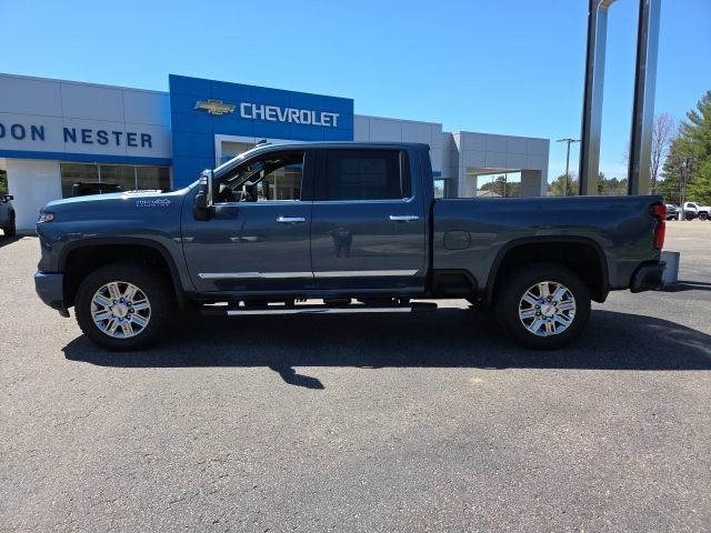 New 2026 Chevrolet Silverado 2500 High Country w/ Z71 Off-Road Package image 4