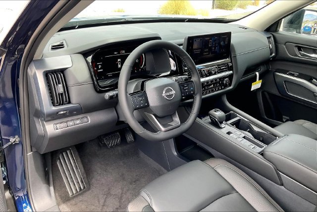 New 2026 Nissan Pathfinder SL FWD image 5