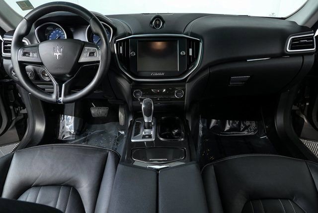 Used 2016 Maserati Ghibli image 19