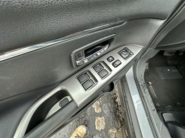 Used 2024 Mitsubishi Outlander Sport AWD image 17