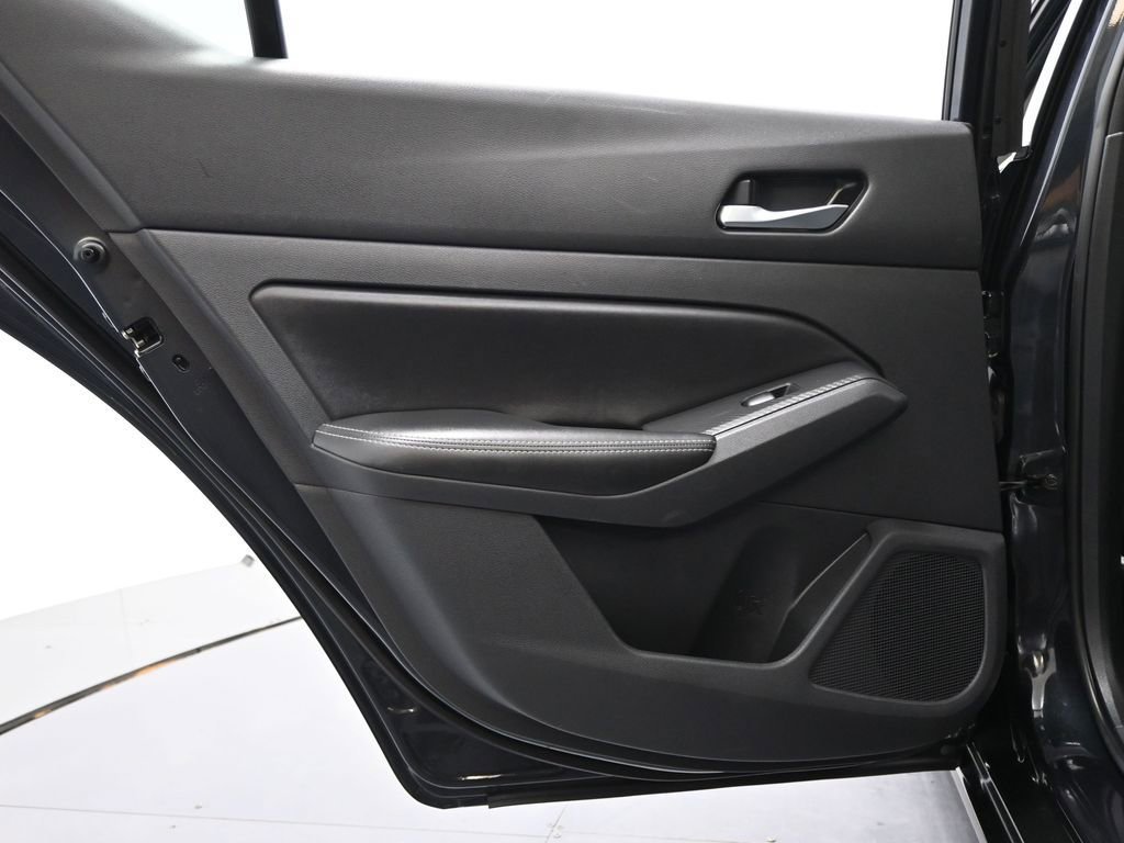 Used 2022 Nissan Altima 2.5 SV image 15