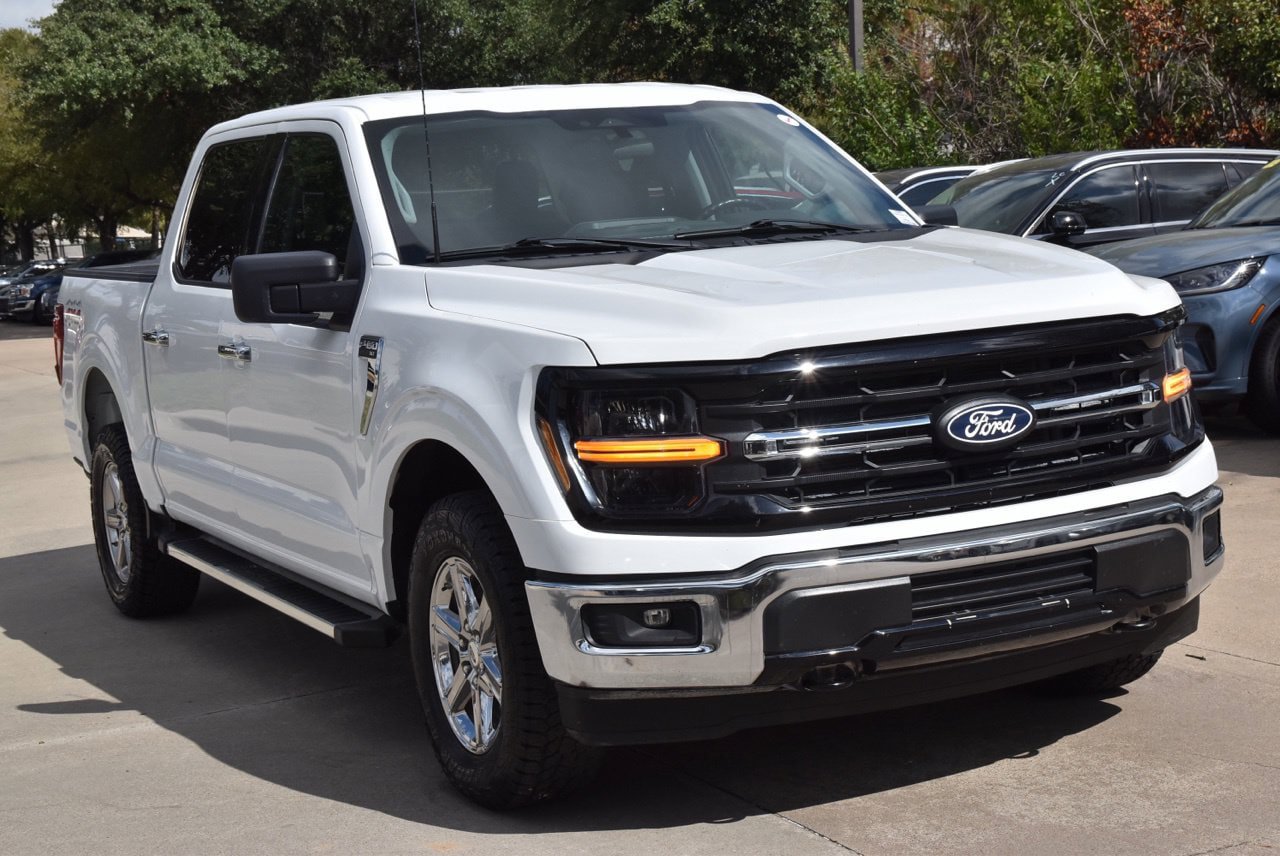 Certified 2025 Ford F150 XLT w/ Equipment Group 301A Standard AWD/4WD image 4