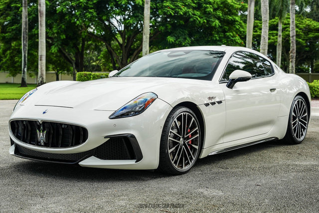 Used 2024 Maserati GranTurismo Trofeo AWD/4WD image 14
