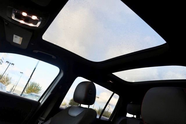 Used 2024 Mercedes-Benz GLB 250 4MATIC image 16