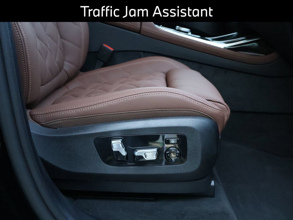 New 2027 BMW X7 xDrive40i AWD/4WD image 12