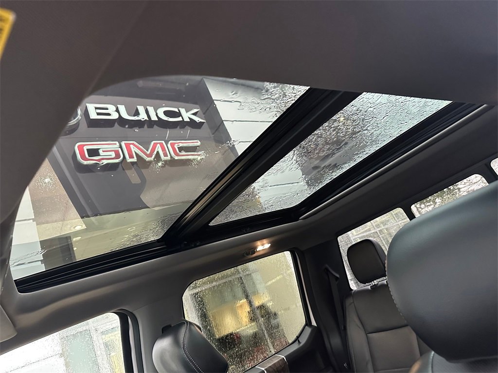 Used 2018 Ford F350 Lariat w/ Lariat Ultimate Package image 24