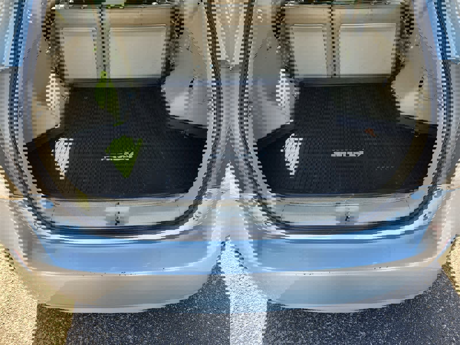 Used 2014 Toyota Prius V Five image 30