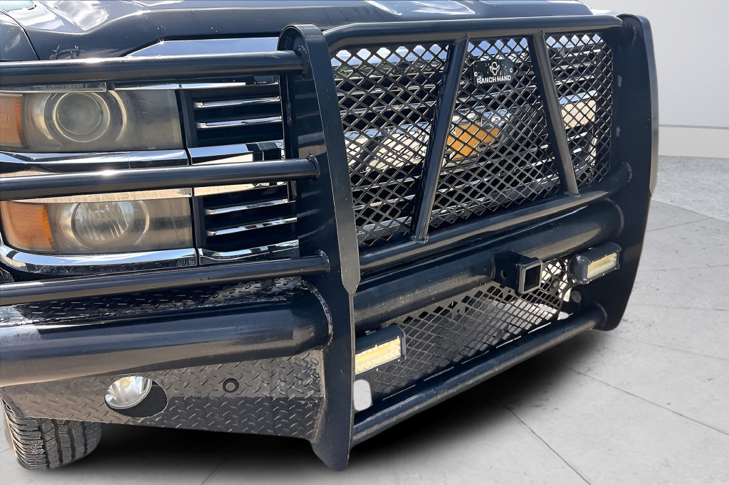 Used 2016 Chevrolet Silverado 3500 High Country w/ Duramax Plus Package AWD/4WD image 34