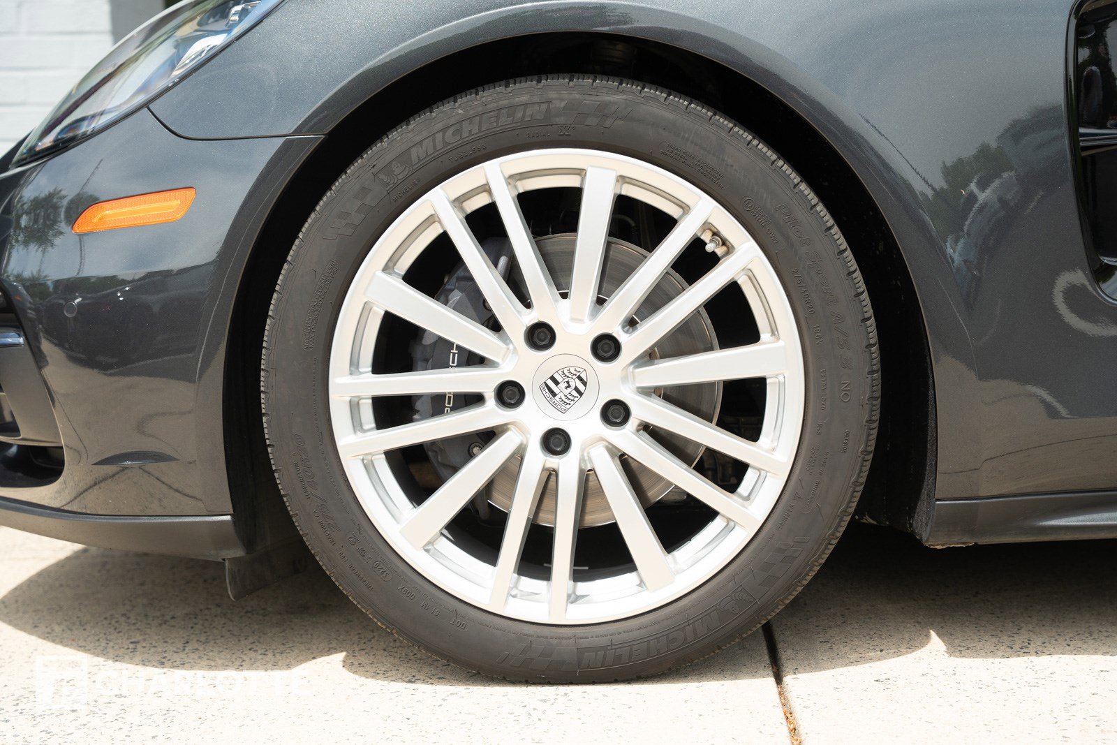 Used 2020 Porsche Panamera 4 image 11