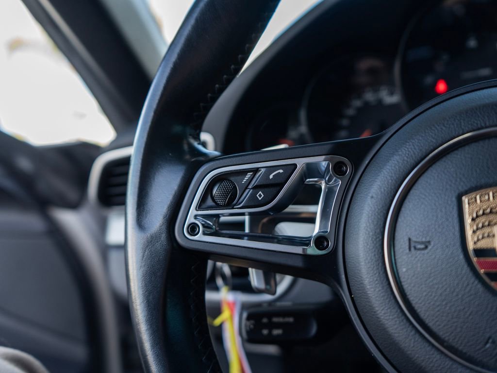 Used 2017 Porsche 911 Carrera S image 19