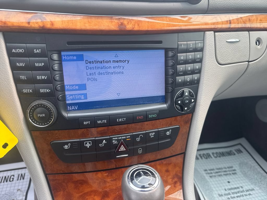 Used 2007 Mercedes-Benz E 350 4MATIC Sedan image 18