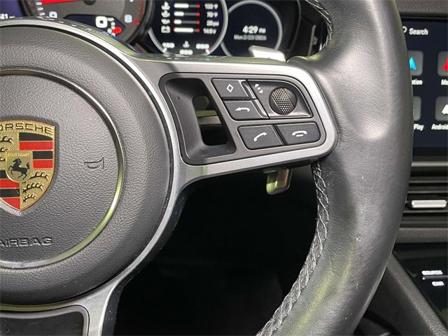 Certified 2022 Porsche Cayenne Platinum Edition image 39