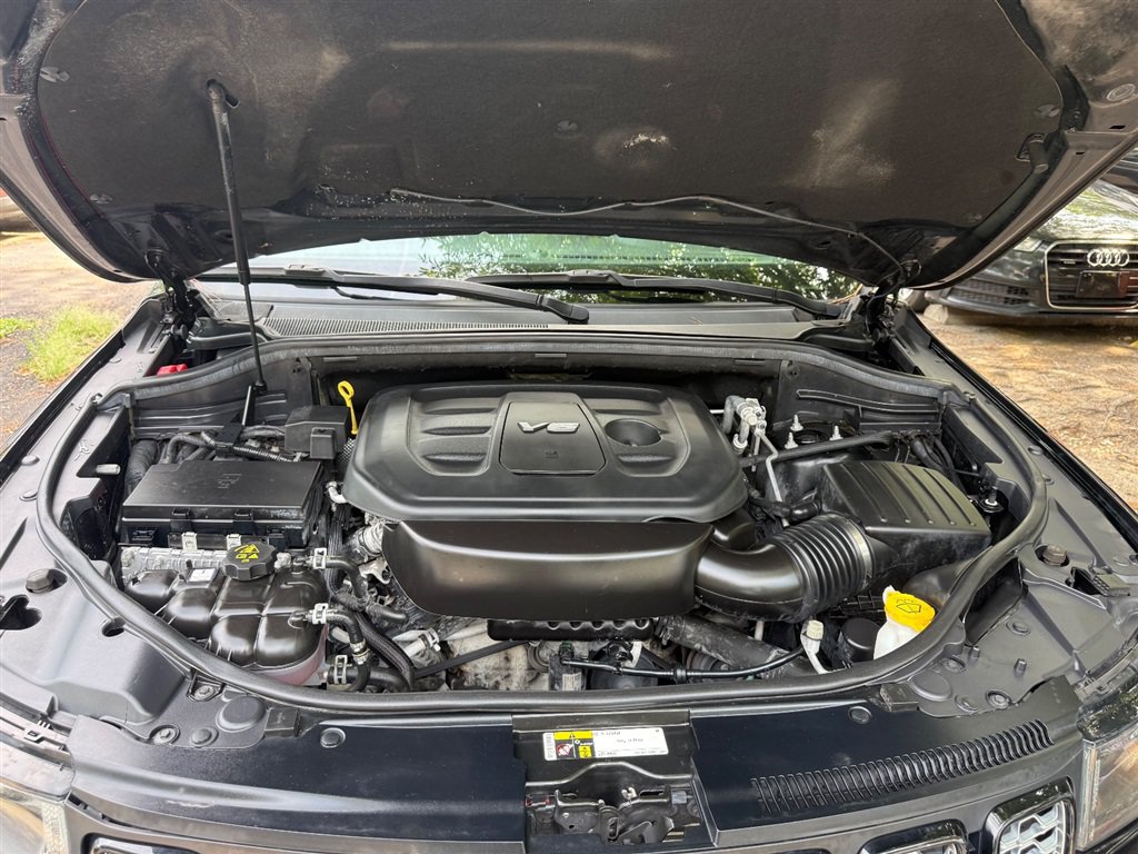 Used 2018 Jeep Grand Cherokee Altitude RWD image 23