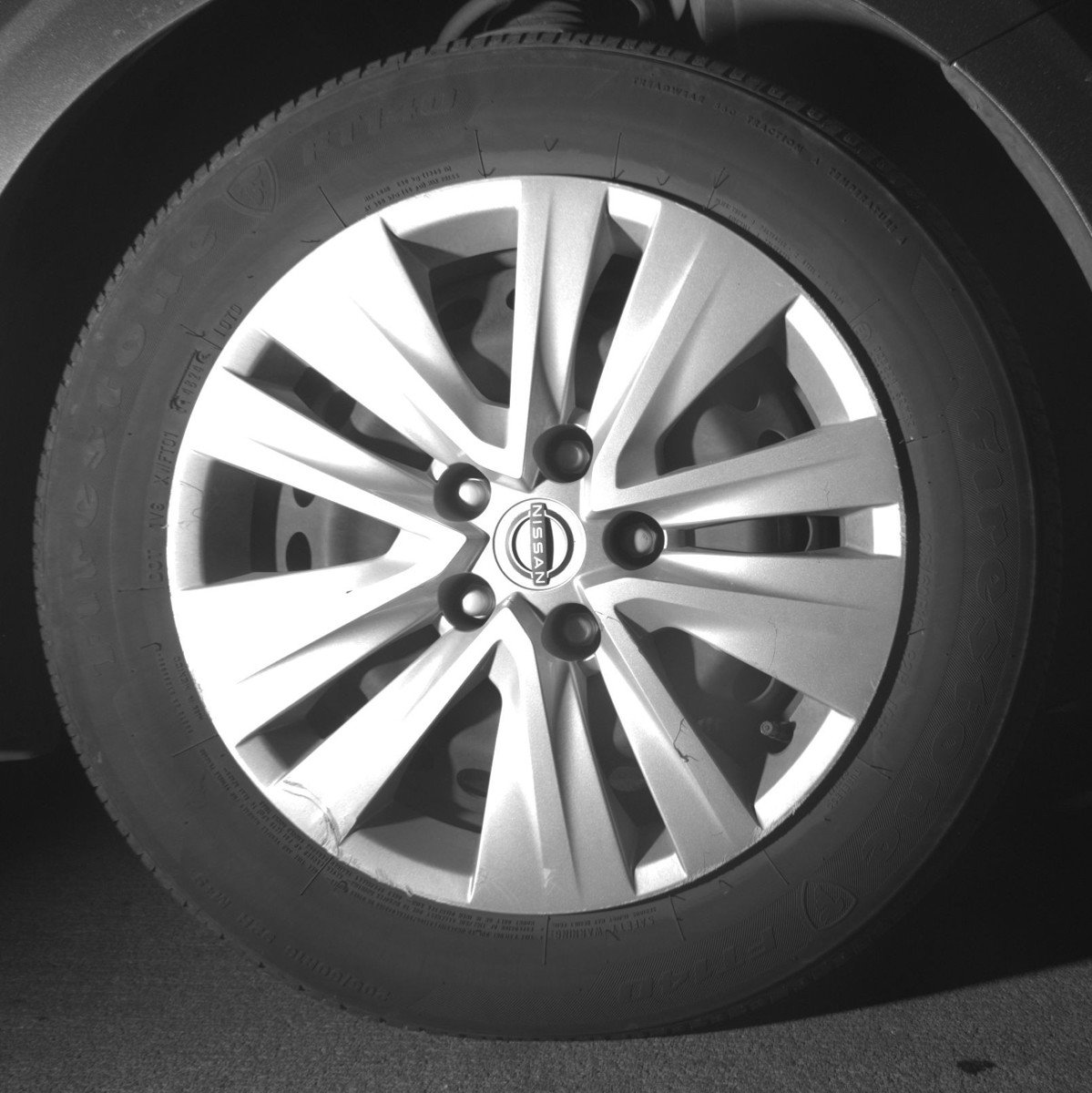 Used 2025 Nissan Sentra S FWD image 13