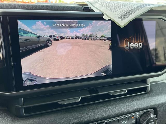 New 2025 Jeep Gladiator Sport image 21