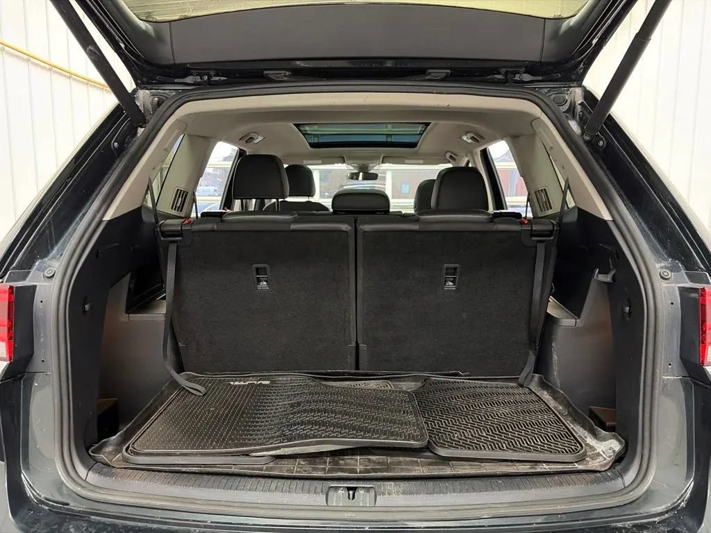 Used 2021 Volkswagen Atlas SEL Premium AWD/4WD image 15